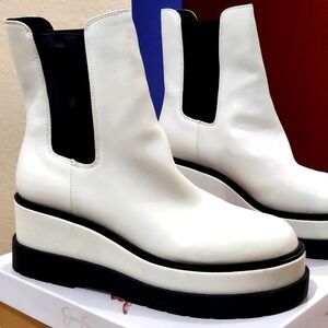 White Leather ankle winter boot NWOT